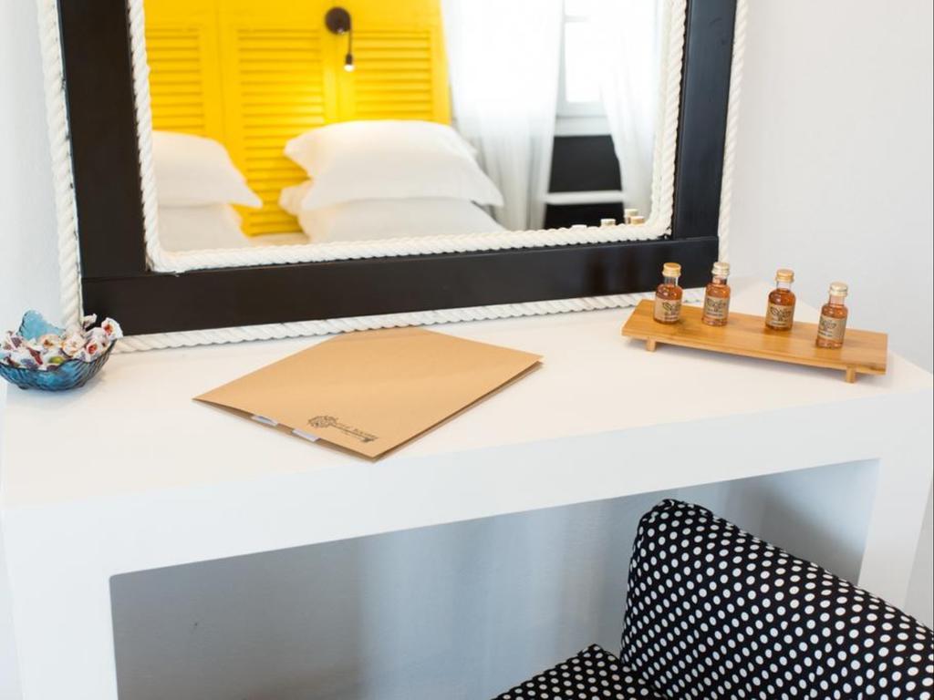 Evi Rooms Alikí Cameră foto